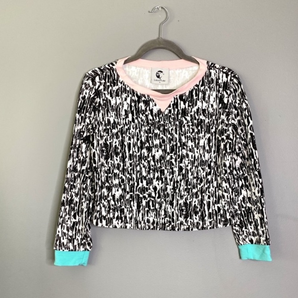 Chic Black and White Long Sleeve Top with Pink and Blue Accents- Lobo Mau